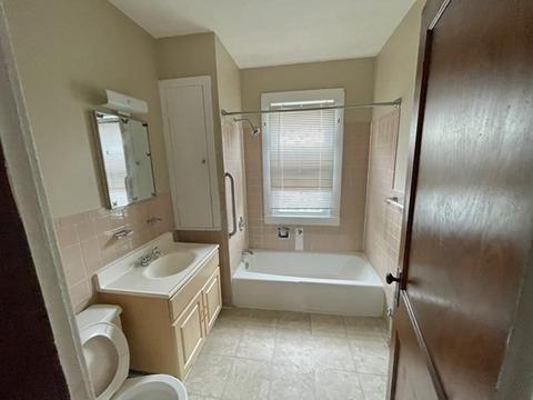 15 Sylvan St, Springfield, MA 01108 photo 9