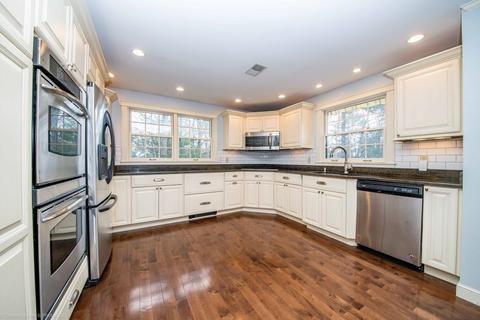 23 Ledgeview Dr, Freetown, MA 02702 photo 10