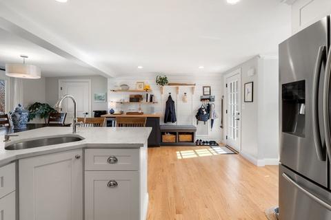36 Sunset Dr, Beverly, MA 01915 photo 3