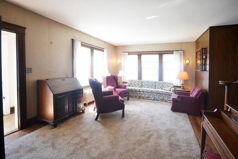 82 Randolph Rd, Worcester, MA 01606 photo 2
