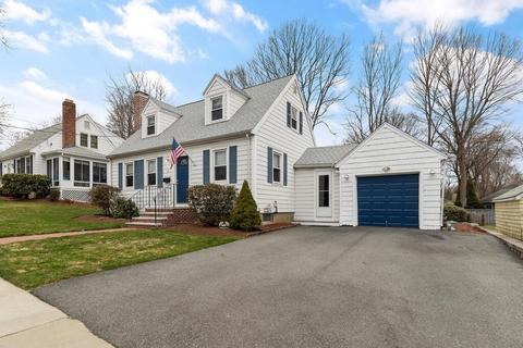 9 Eastern Ave, Wakefield, MA 01880 photo 2