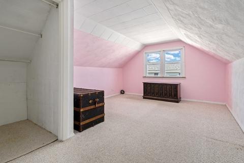 502 Central St, Saugus, MA 01906 photo 9