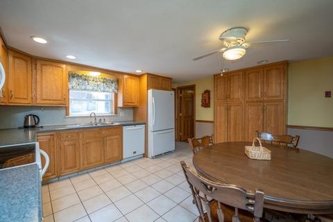 137 Roy St, Springfield, MA 01104 photo 7
