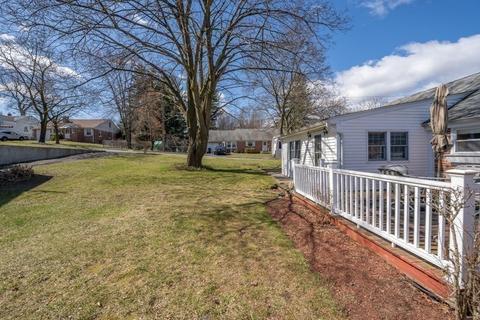 137 Roy St, Springfield, MA 01104 photo 34