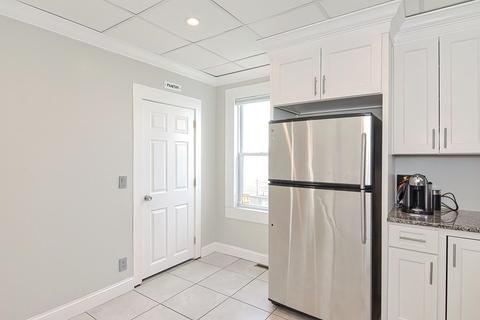 644 Prospect St, Fall River, MA 02720 photo 6