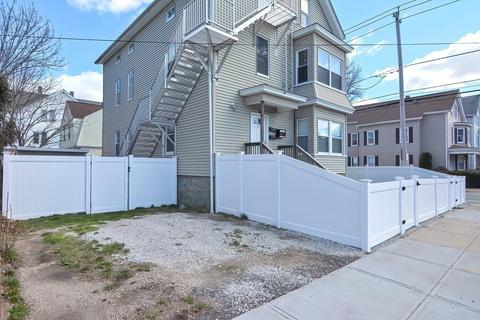 644 Prospect St, Fall River, MA 02720 photo 2
