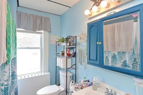644 Prospect St, Fall River, MA 02720 photo 21