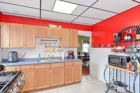 644 Prospect St, Fall River, MA 02720 photo 17