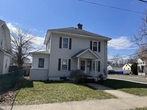 26 Redlands St, Springfield, MA 01104 photo 3