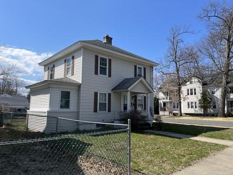 26 Redlands St, Springfield, MA 01104 photo 2