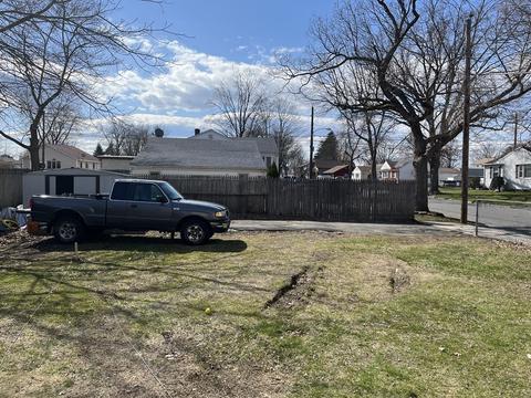 26 Redlands St, Springfield, MA 01104 photo 7