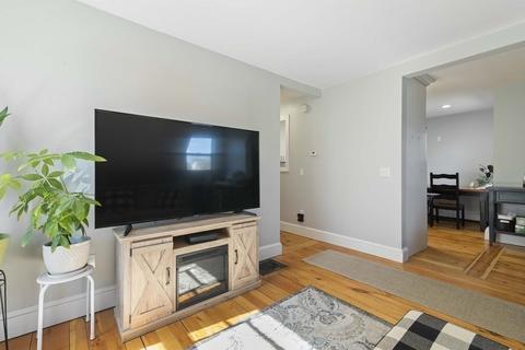 28 Dane St, Beverly, MA 01915 photo 21
