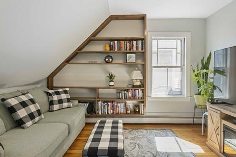 28 Dane St, Beverly, MA 01915 photo 20