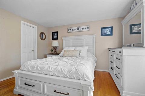 102 Longmeadow Ave, Worcester, MA 01606 photo 16