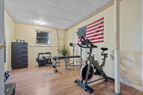 102 Longmeadow Ave, Worcester, MA 01606 photo 28