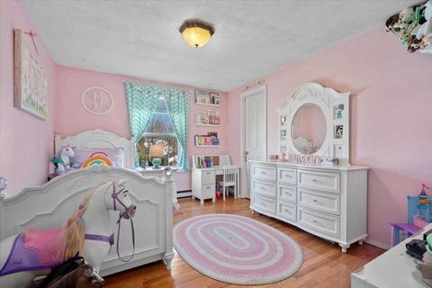 102 Longmeadow Ave, Worcester, MA 01606 photo 22