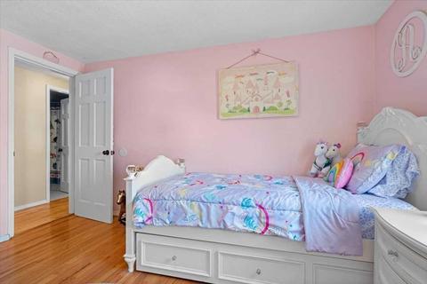 102 Longmeadow Ave, Worcester, MA 01606 photo 23