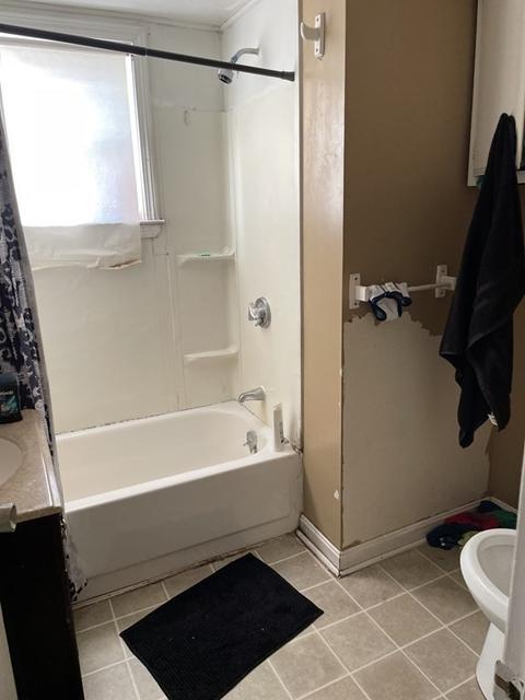 206 Buffinton St, Fall River, MA 02721 photo 12