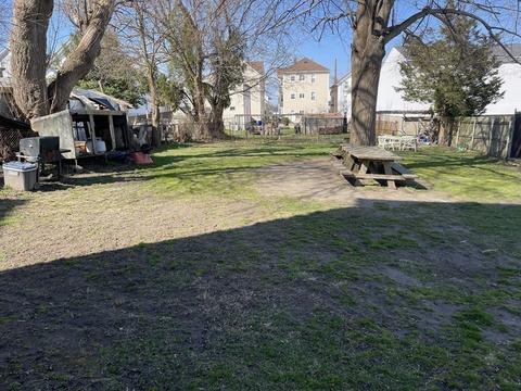 206 Buffinton St, Fall River, MA 02721 photo 9