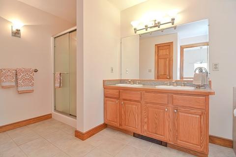 4 Peter St, Uxbridge, MA 01569 photo 29