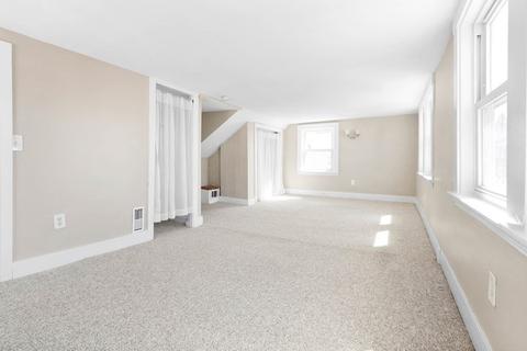 13 Marchant St, Gloucester, MA 01930 photo 15