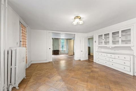 14 Pearl St, Dedham, MA 02026 photo 5