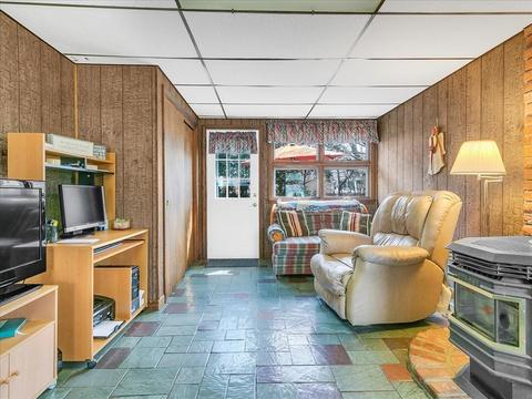 11 Barbara Rd, Danvers, MA 01923 photo 4