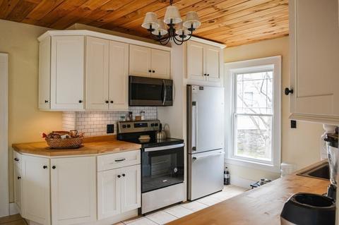 59 Church St, Ware, MA 01082 photo 6