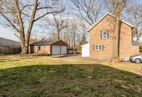 53 William St, Chicopee, MA 01020 photo 3