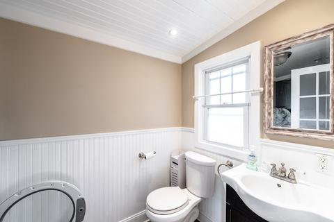 53 William St, Chicopee, MA 01020 photo 32