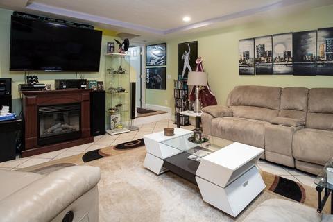 169 Nelson St, Fall River, MA 02721 photo 23