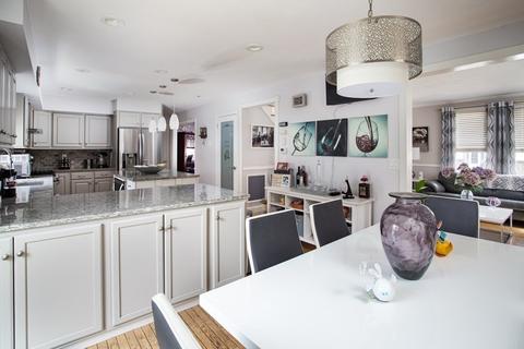 169 Nelson St, Fall River, MA 02721 photo 10