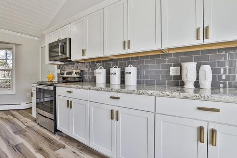 13 Forest St, Windham, NH 03087 photo 11