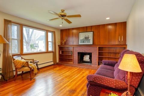 59 Glendale St, Maynard, MA 01754 photo 3