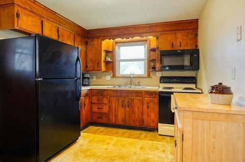 59 Glendale St, Maynard, MA 01754 photo 6