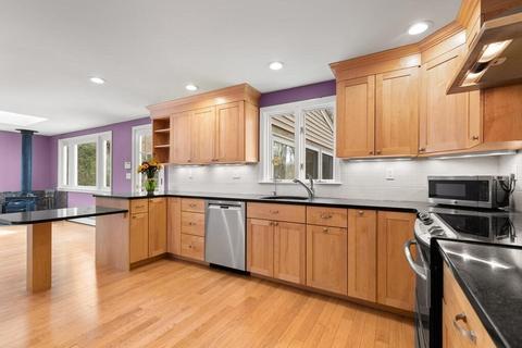 10 Phalen St, Acton, MA 01720 photo 8