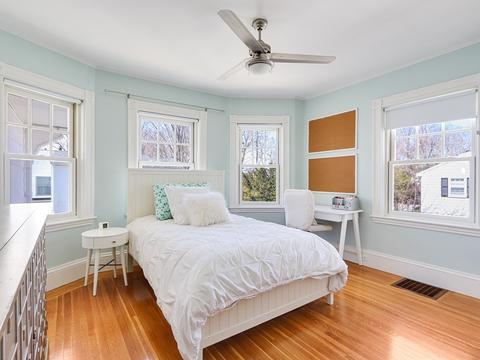 749 Great Plain Ave, Needham, MA 02492 photo 15