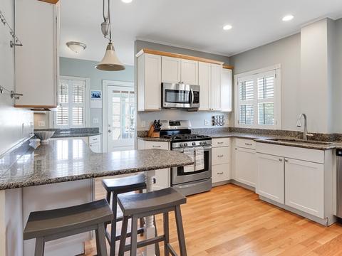 749 Great Plain Ave, Needham, MA 02492 photo 7