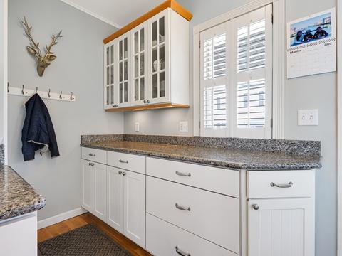 749 Great Plain Ave, Needham, MA 02492 photo 9