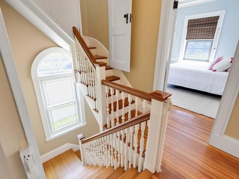 749 Great Plain Ave, Needham, MA 02492 photo 12