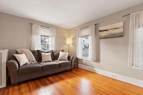 32 Dumerle St, Lowell, MA 01851 photo 10