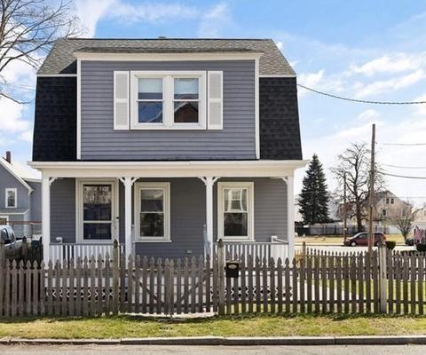 32 Dumerle St, Lowell, MA 01851 photo 1