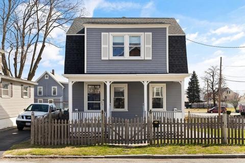 32 Dumerle St, Lowell, MA 01851 photo 2