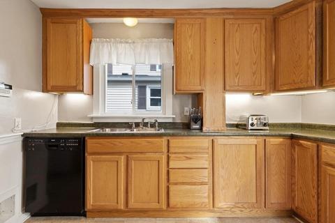 32 Dumerle St, Lowell, MA 01851 photo 22