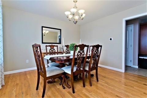 29 Barrington Dr, Springfield, MA 01129 photo 8