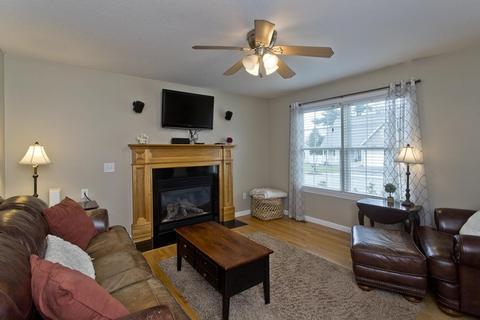 29 Barrington Dr, Springfield, MA 01129 photo 10