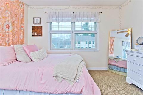 29 Barrington Dr, Springfield, MA 01129 photo 12