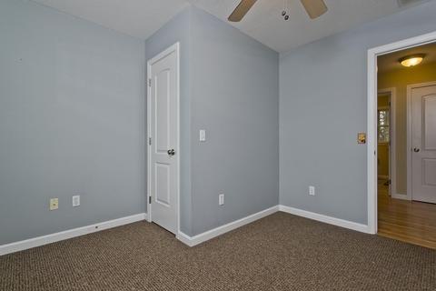 29 Barrington Dr, Springfield, MA 01129 photo 14