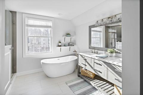 2 Willow Ave, Danvers, MA 01923 photo 32