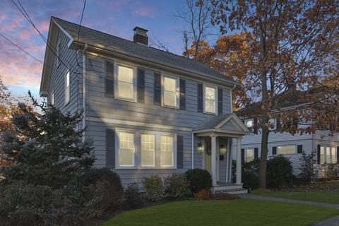 4 Reed St, Dedham, MA 02026 photo 1